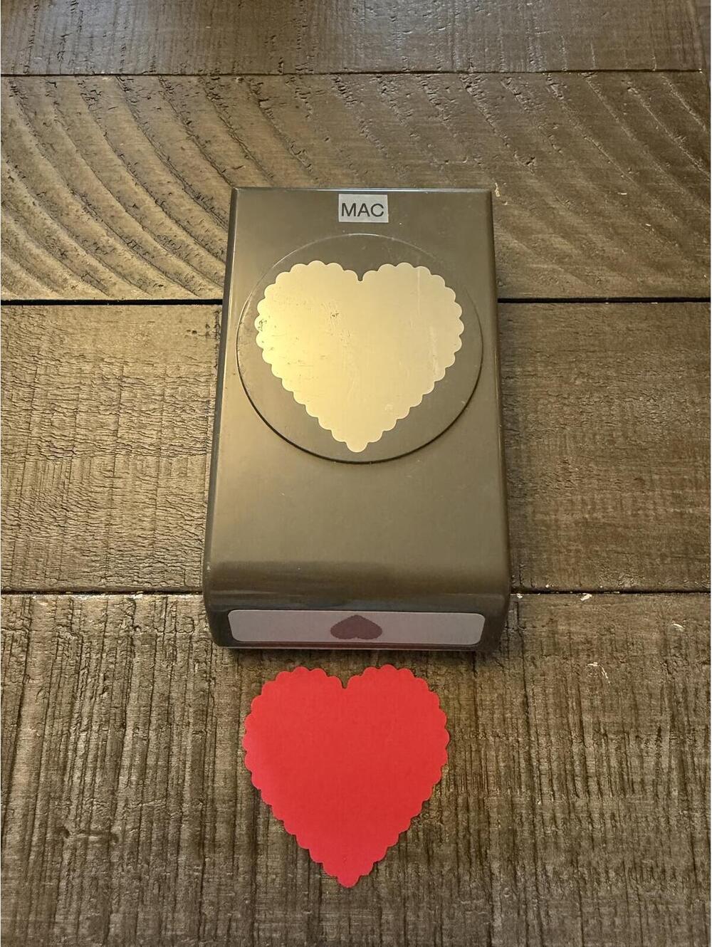 Stampin’ Up Scalloped Heart Shape Punch